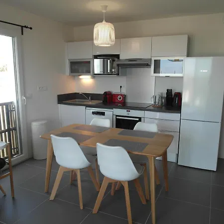 B314 Perspectives Oceanes Apartment